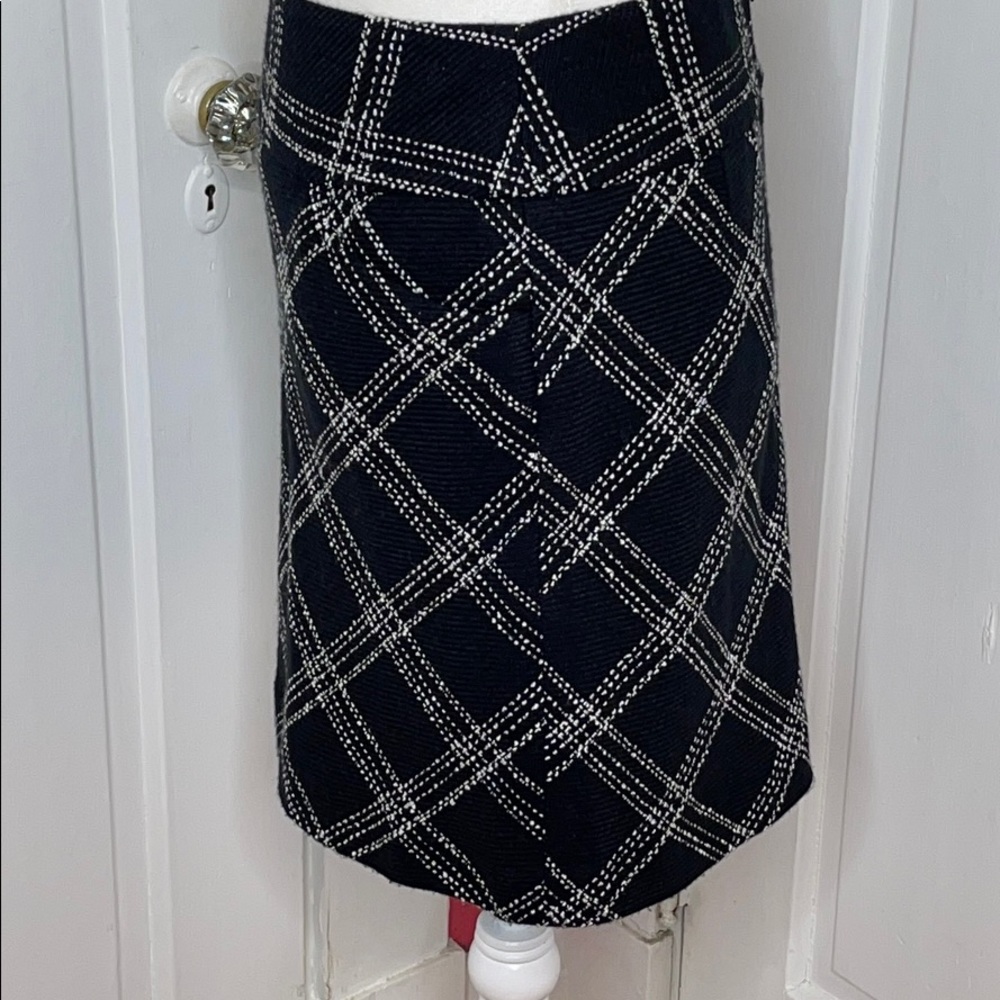 LOFT•SKIRT - Picture 2 of 7